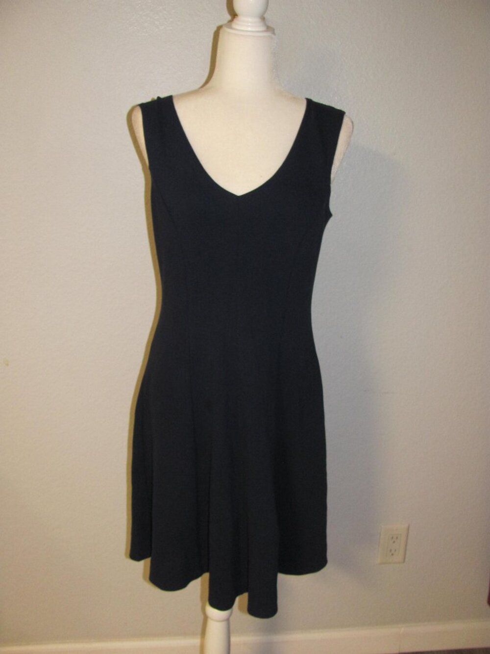 Lily Pulitzer Navy Blue V Neck Fit and Flare Dress Knee Length Size Small S